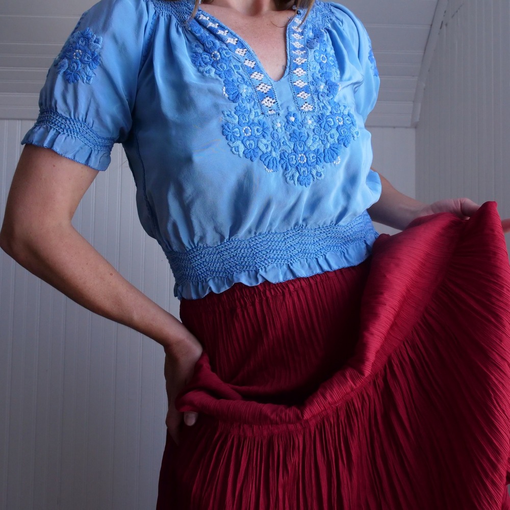 Rare vintage 1940s/50s blue rayon hand embroidered Hungarian style blouse